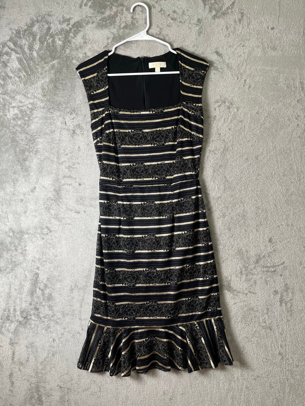 Erin Fetherston Black Gold Lace Stripe Ruffle Hem Sheath Dress Size 2 Classic